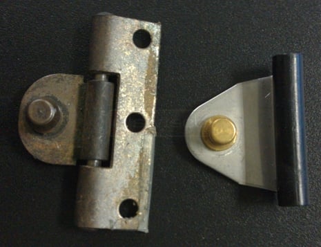 User submitted photo of hinge and hinge stub.