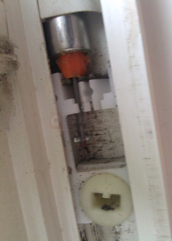 User submitted photo of window pivot shoe.