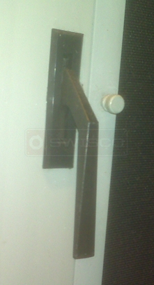 User submitted photo of window lock handle.