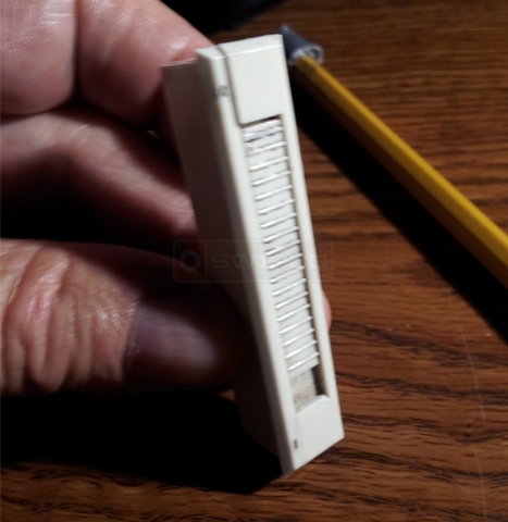 User submitted photos of window safety latch.