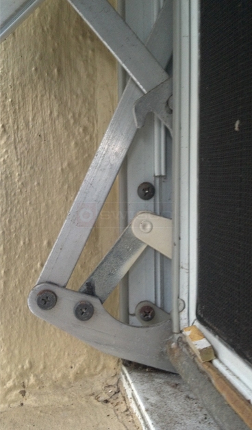 User submitted picture of window operator.