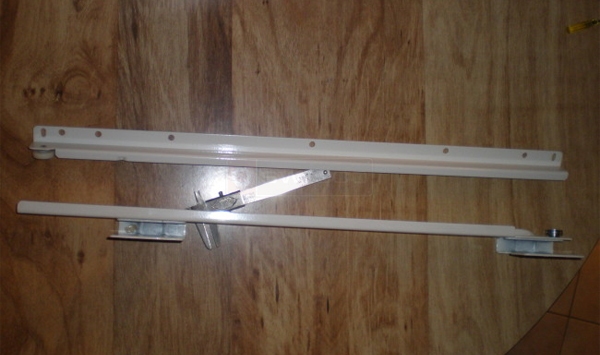 User submitted photos of drawer hardware.