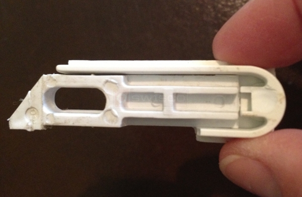 User submitted a photo of a tilt latch.