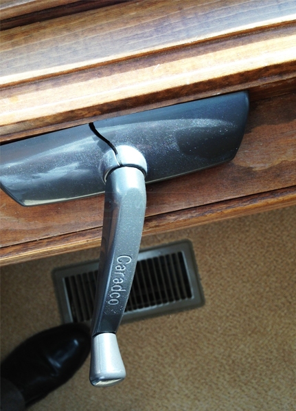 User submitted a photo of a window crank.
