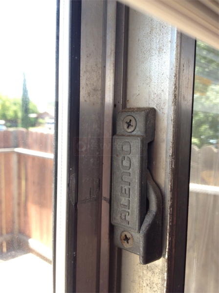 User submitted a photo of a window lock.