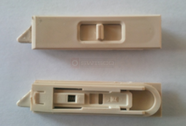User submitted a photo of tilt latches.
