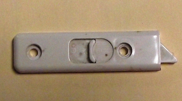 User submitted a photo of a tilt latch.