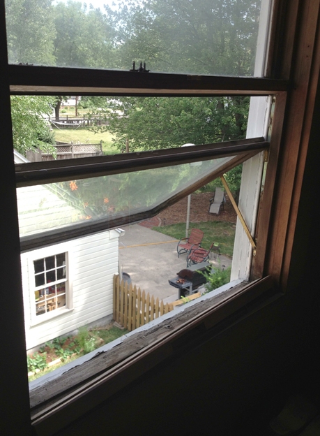 User submitted a photo of window hardware.