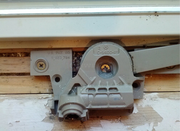 User submitted a photo of a window operator.