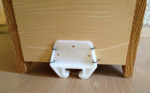 User submitted photos of a drawer guide.