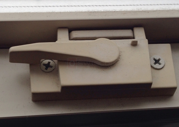 User submitted a photo of a window lock.