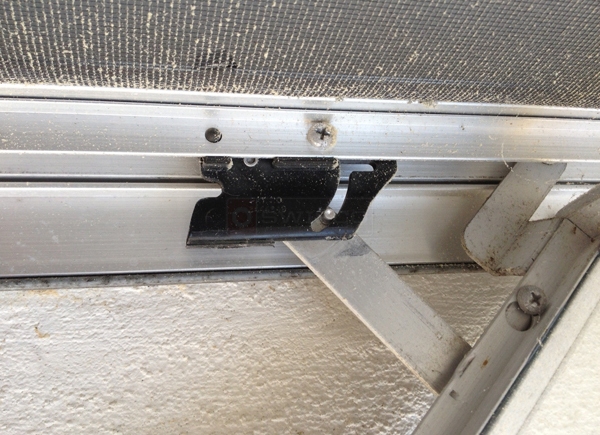 User submitted a photo of an awning operator.