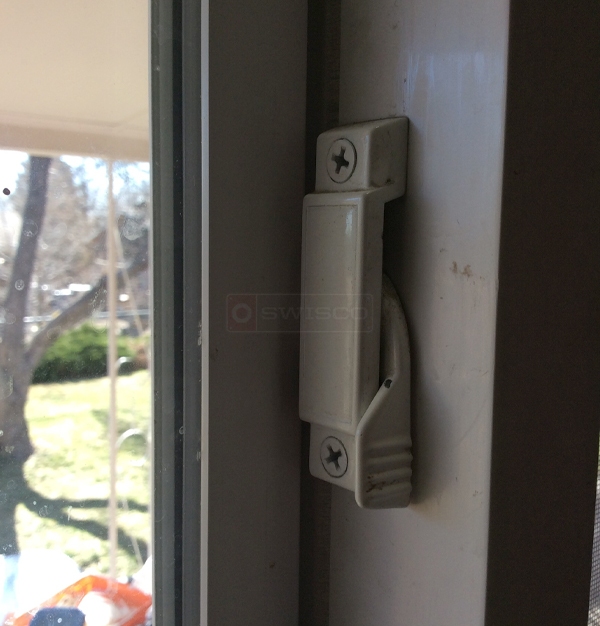 User submitted a photo of a window lock.