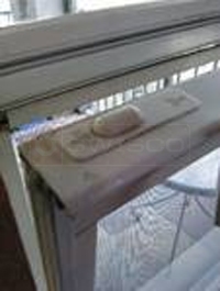 User submitted a photo of a tilt latch.