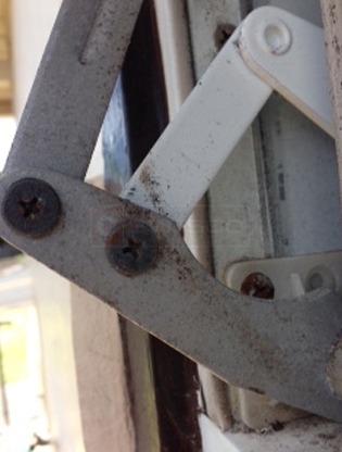User submitted a photo of a window operator.