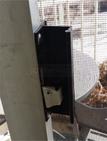 User submitted a photo of a screen door handle.