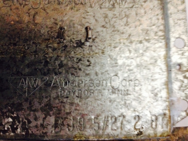 User submitted photos of an Andersen window balance.