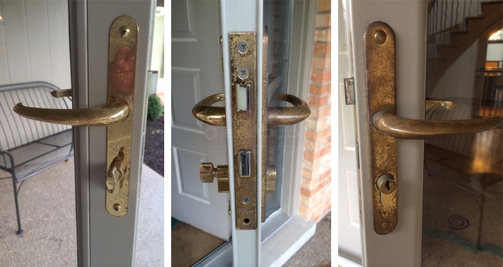 User submitted photos of a door handle set.