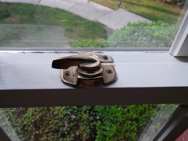 User submitted photos of a window lock.