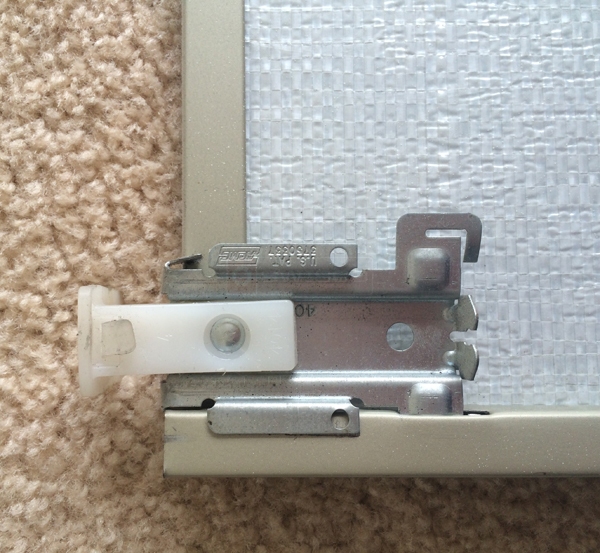 User submitted a photo of mirror closet door hardware.