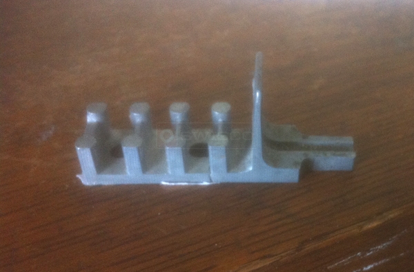 User submitted a photo of a pivot bar.