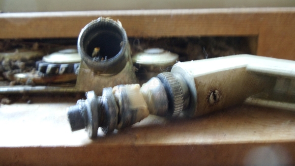 User submitted a photo of a window operator.