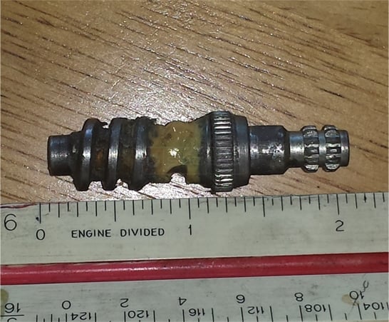 User submitted a photo of a operator gear bore.