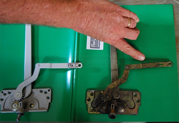 User submitted photos of a window operator.