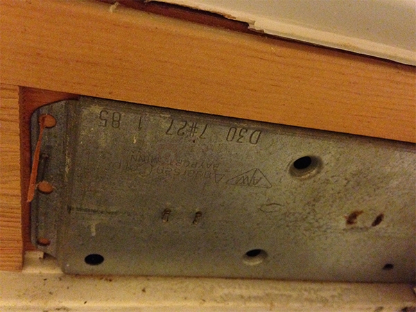 User submitted a photo of an Andersen window balance.