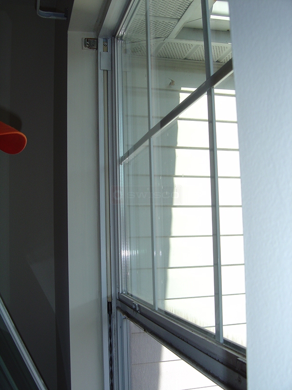 User submitted a photo of a window balance.