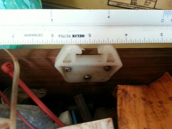 User submitted a photo of a drawer guide.