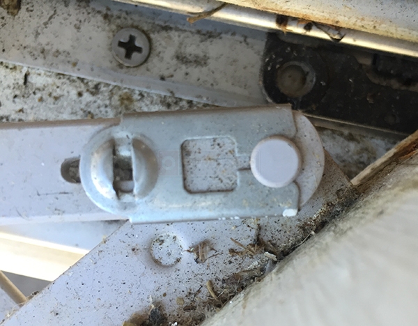 User submitted a photo of a window operator.
