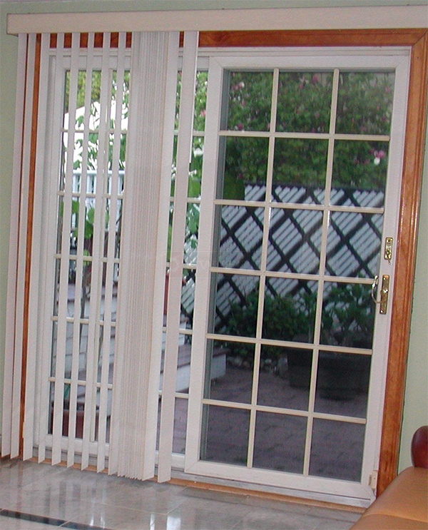 User submitted a photo of patio door hardware.