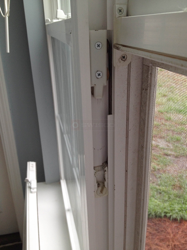 User submitted a photo of window hardware.