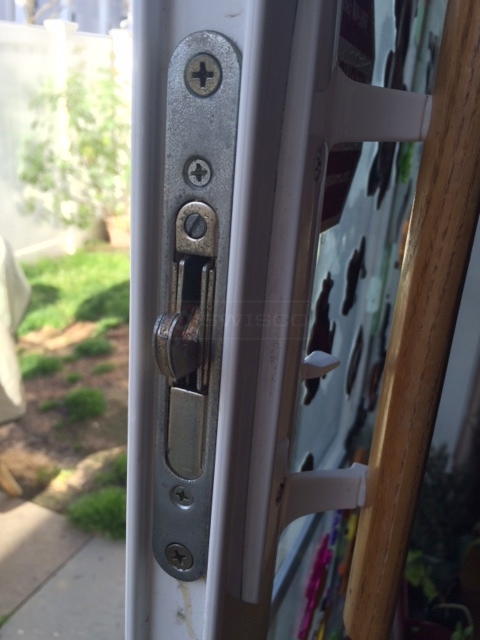 User submitted a photo of a mortise lock.