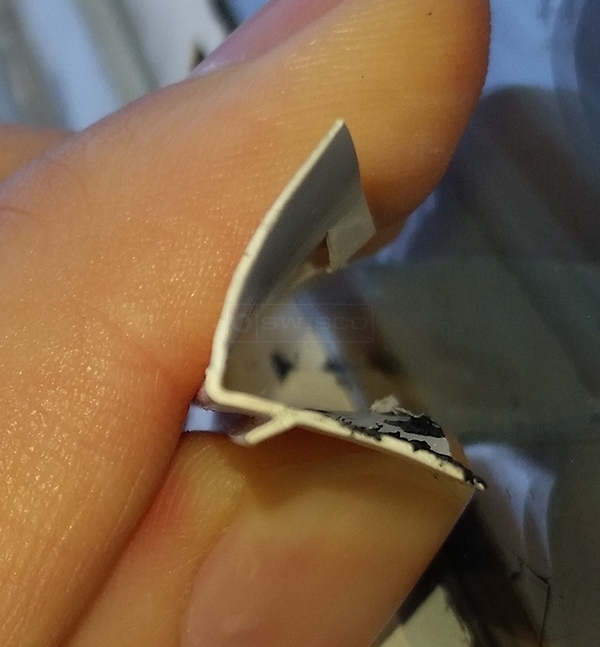 User submitted a photo of a glazing bead.