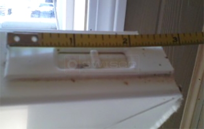 User submitted a photo of a tilt latch.