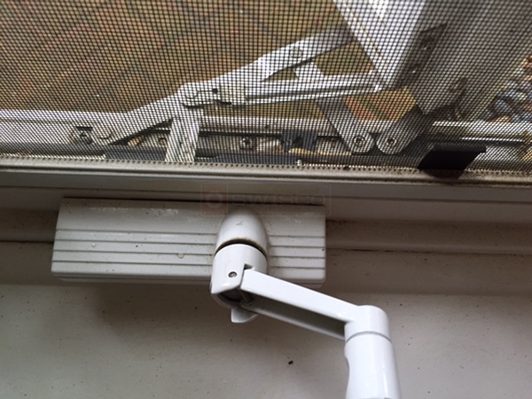 User submitted a photo of a window operator.