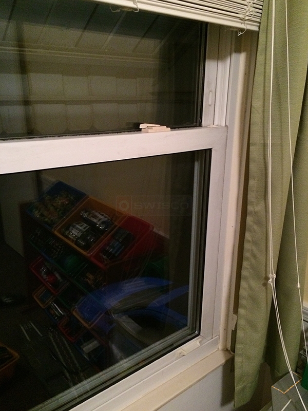 User submitted a photo of window hardware.