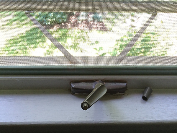 User submitted photos of a window operator.