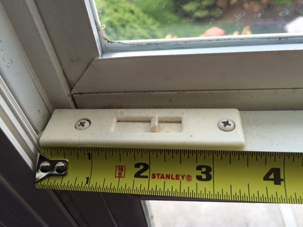 User submitted a photo of a tilt latch.