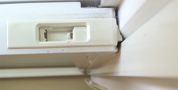 User submitted a photo of a tilt latch.