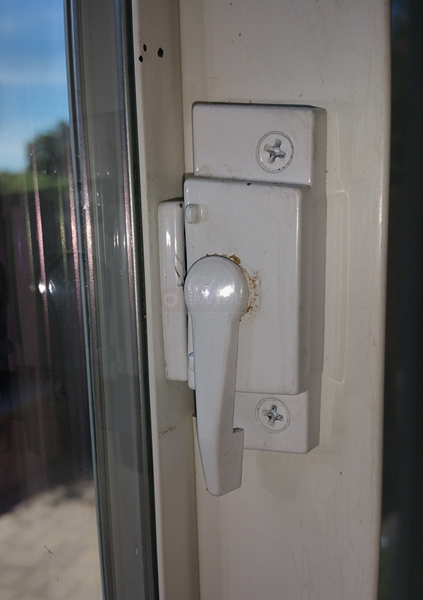 User submitted a photo of a window lock & keeper.