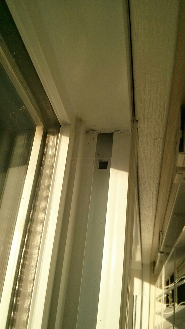 User submitted a photo of window hardware.