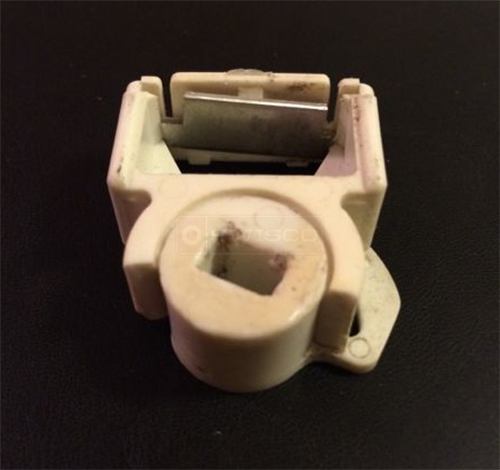 User submitted a photo of a pivot shoe.