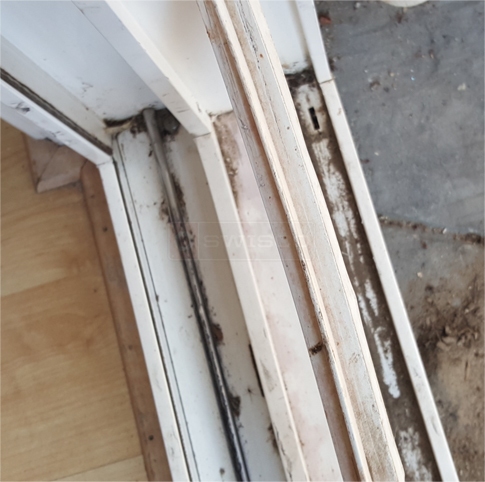User submitted photo of their window track.