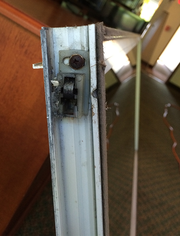 User submitted a photo of window hardware.