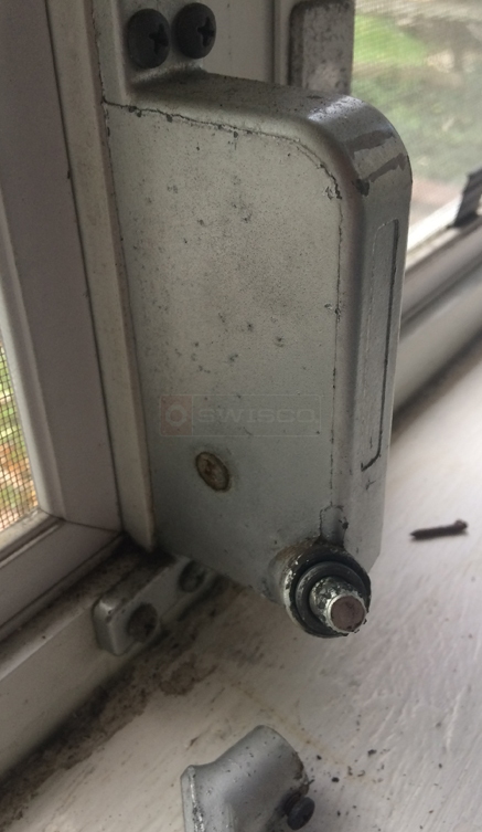 User submitted photo of their window hardware.