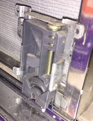 User submitted photo of their closet hardware.