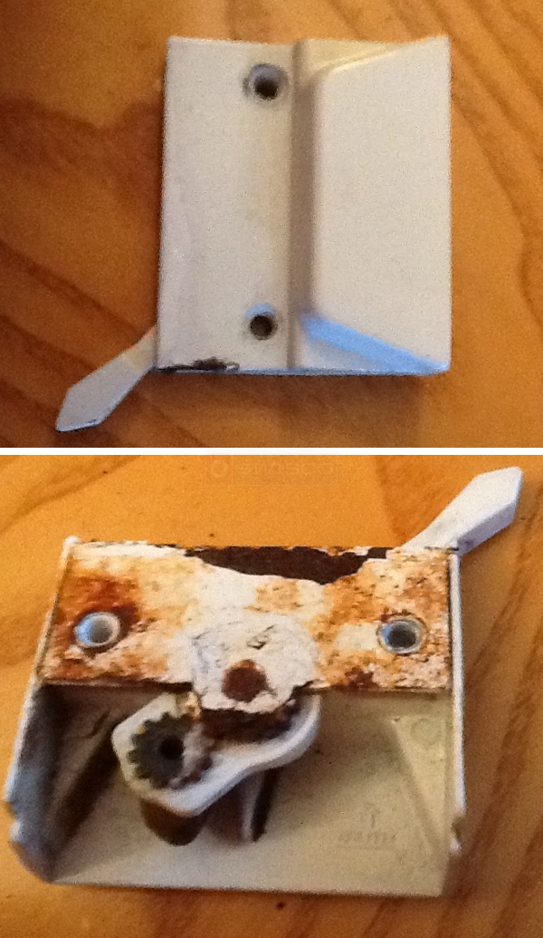 User submitted photos of a window lock.